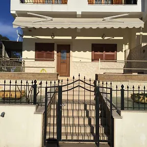 Case de vacanță Thalassa, Siviri